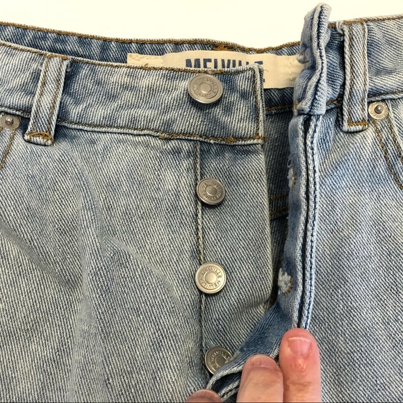 ⭐️ Brandy Melville High Rise Button Fly Jean Shorts - Picture 4 of 11